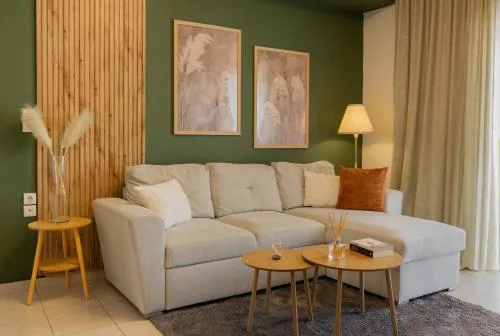 Loupi's Home - Urban Apartment Cozy & Comfortable