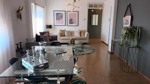 Luxury apartment Vol 1 with 3 bedrooms close to the lake