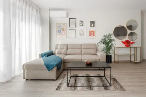 Vivian's Central Loft