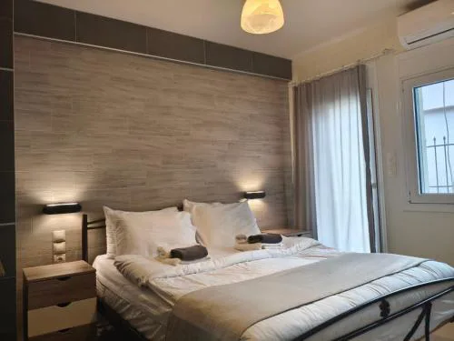 Xryspa suites Perama