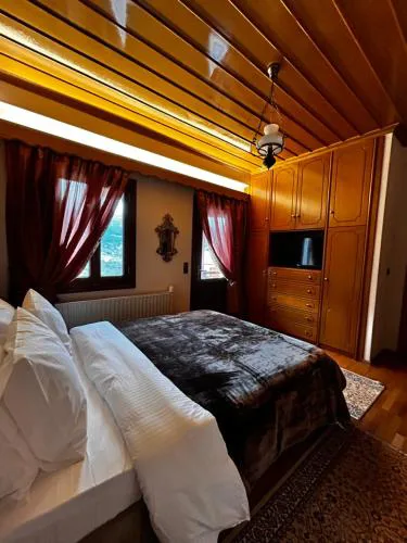 MetsoVillas Traditional Suite 3 - Στην Καρδιά του Μετσόβου