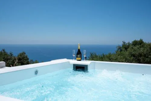 Elaia's Villas Hot Tub & Seaview