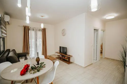 LV apartment-in the heart of Parga