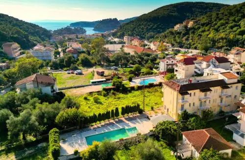 Oliva Resort View & Swimming pool Studios