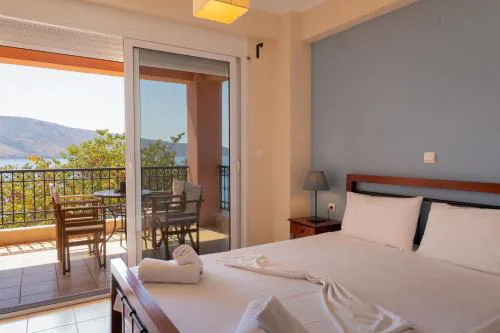 Kokkinos Vraxos Apartments