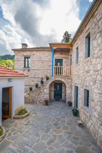 Hotel Arhontiko Vourloka