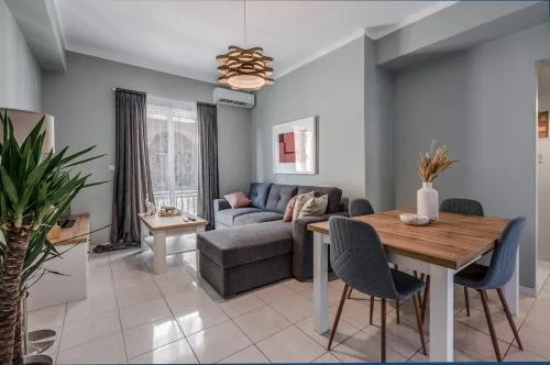 Cozy Apartment Near City Hall