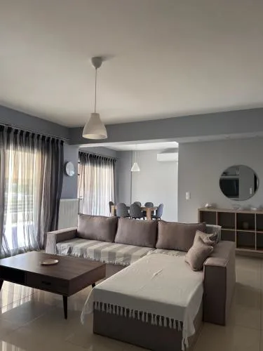 Elsa home