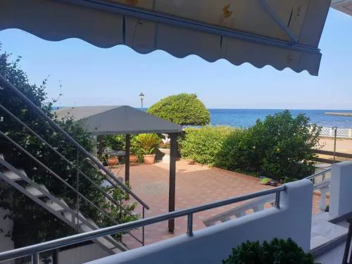 Family Sea & Garden View Apartment