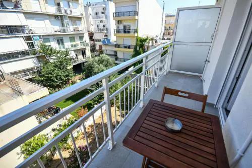 Alexandra Apartment