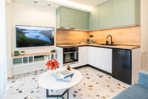 Almasi Luxury Suites Emerald