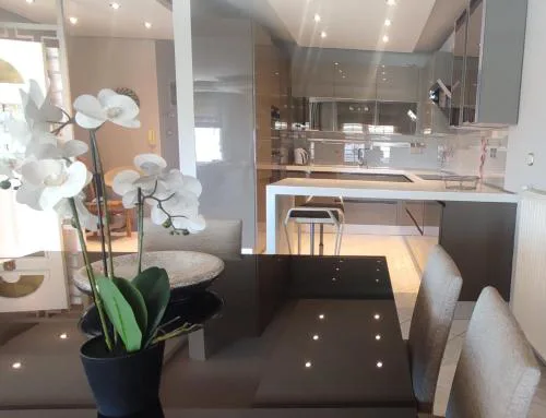 Avenue Luxury Home