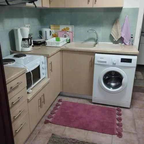 Euridiki's home