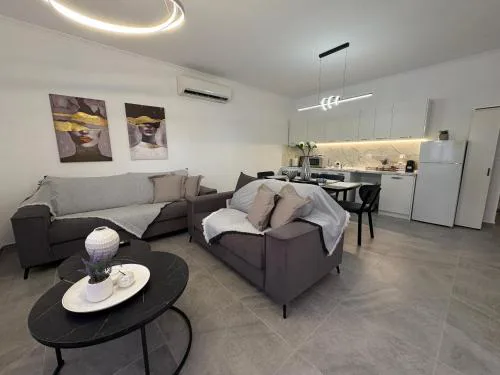 Horizon Villa with BBQ & Free Parking