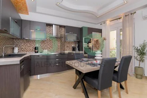 Premium 2 BR Apartment