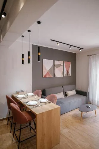 STAMATINA'S LUXURY APARTMENTS (DELUXE SUITE)