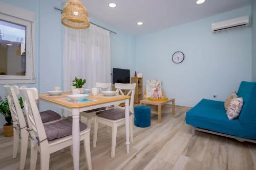 Zoe's LD House