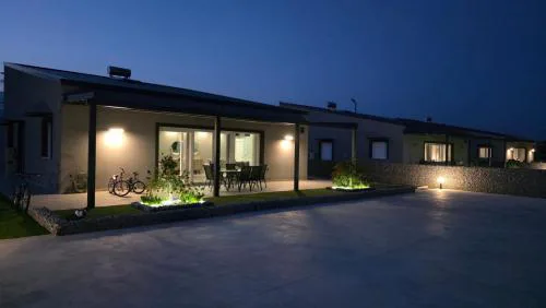 Deluxe Stay Villas