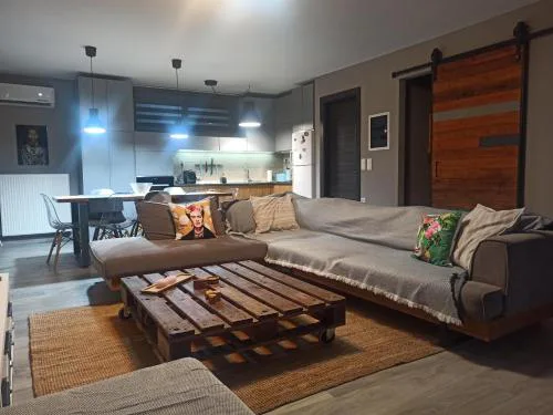 Yannis' Apartment