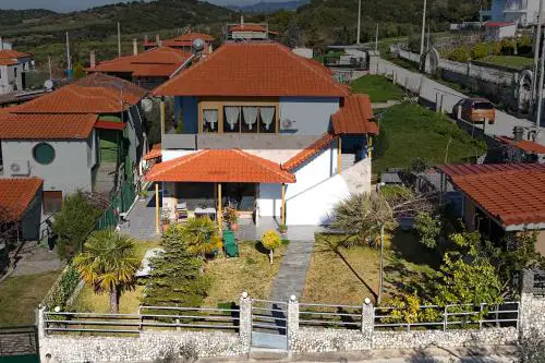 Finikas Garden Home