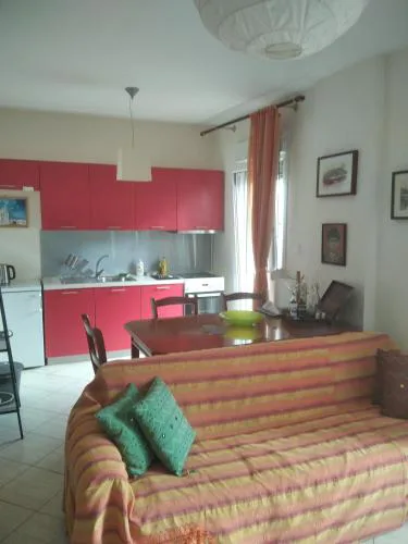 Independant central apartment