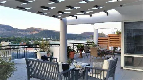 Port View Suite, Kavala