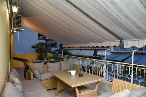 Roof Central Suite