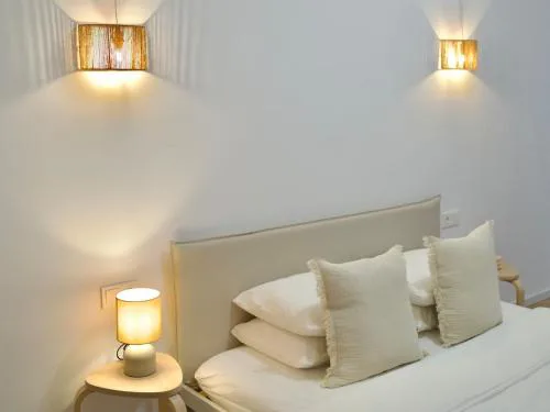 Tzatziki Room 2