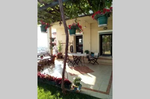 Με συμπάθεια-With sympathy - private parking