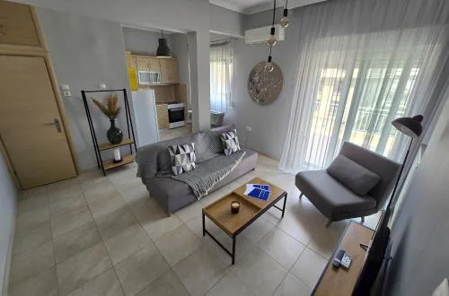 Zoe Apartment