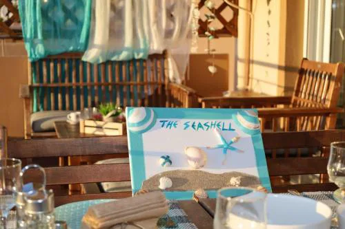 The Seashell apartment