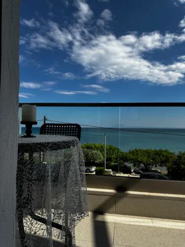 Agnanti - Seafront Home with Aegean Sea View