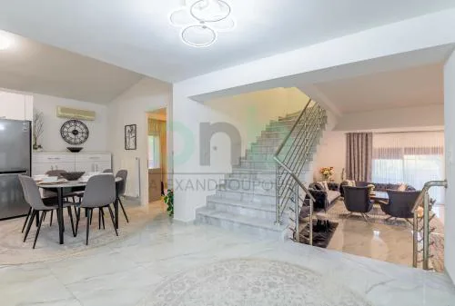 Makri Lux House 4 BDR