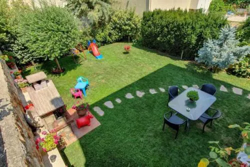 Relaxing Holidays in Nea Irakleitsa