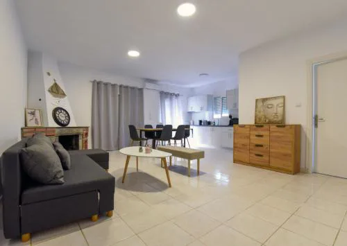 Beach Apartment Μ