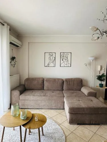 Artemis apartment