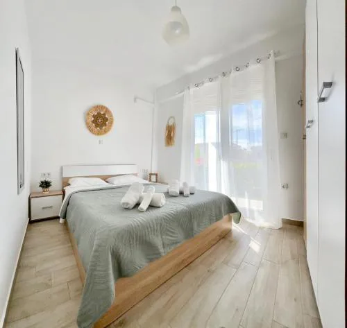 Danai Apartment with pool Access