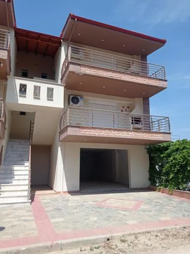 Deluxe Apartments 1