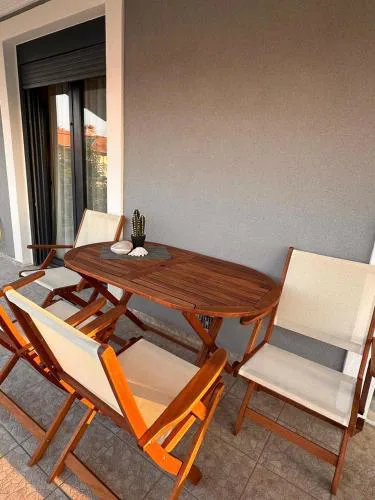 Naos Family House , Paralia Ofriniou