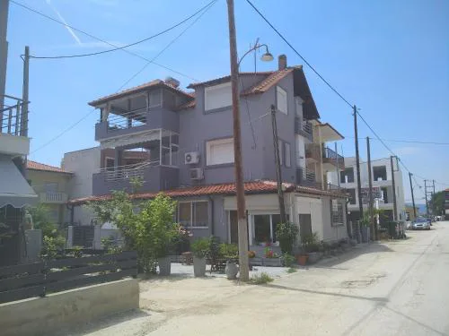 NIKOS HOUSE central apartment