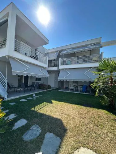 Palm Complex Calma Di Mare Apartment