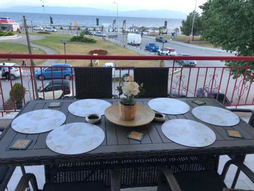Sophies Sea View Apartment Touzla