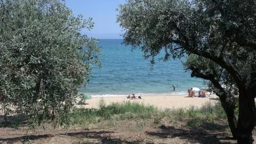 RHOMBUS by the sea