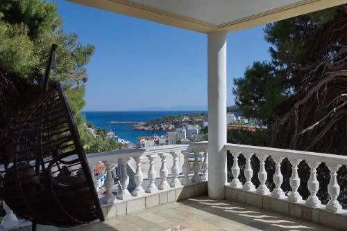 Eleni's Guest House