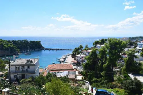 Elpida Apartments