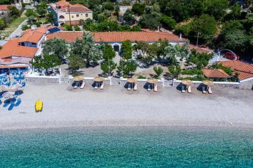 PSARIANOS BEACHFRONT APARTMENTS