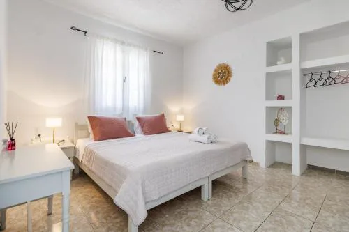 Aelia Apartment