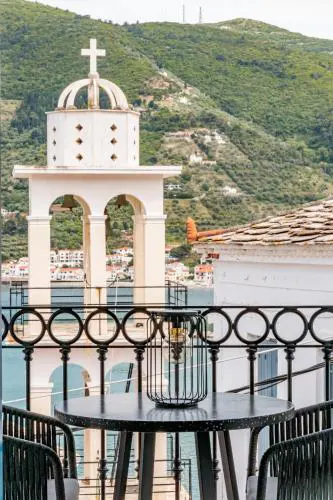 Campanile Seaview Serenity