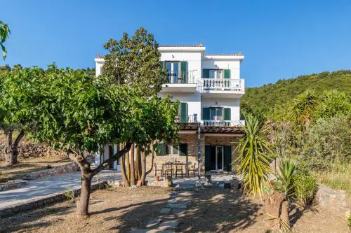 Kanaris Guesthouse