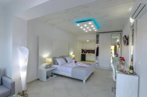 Ftelia Luxury Studios